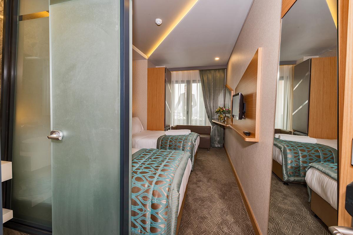 Hotel Genova Istanbul Exteriör bild